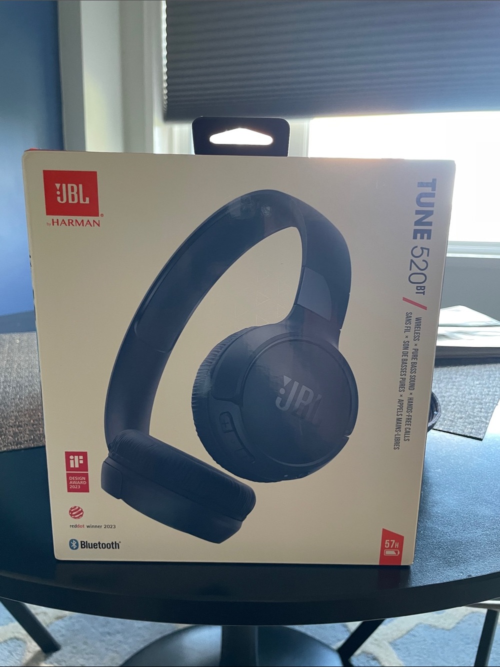 JBL Tune 520BT Wireless Headphones - Blue